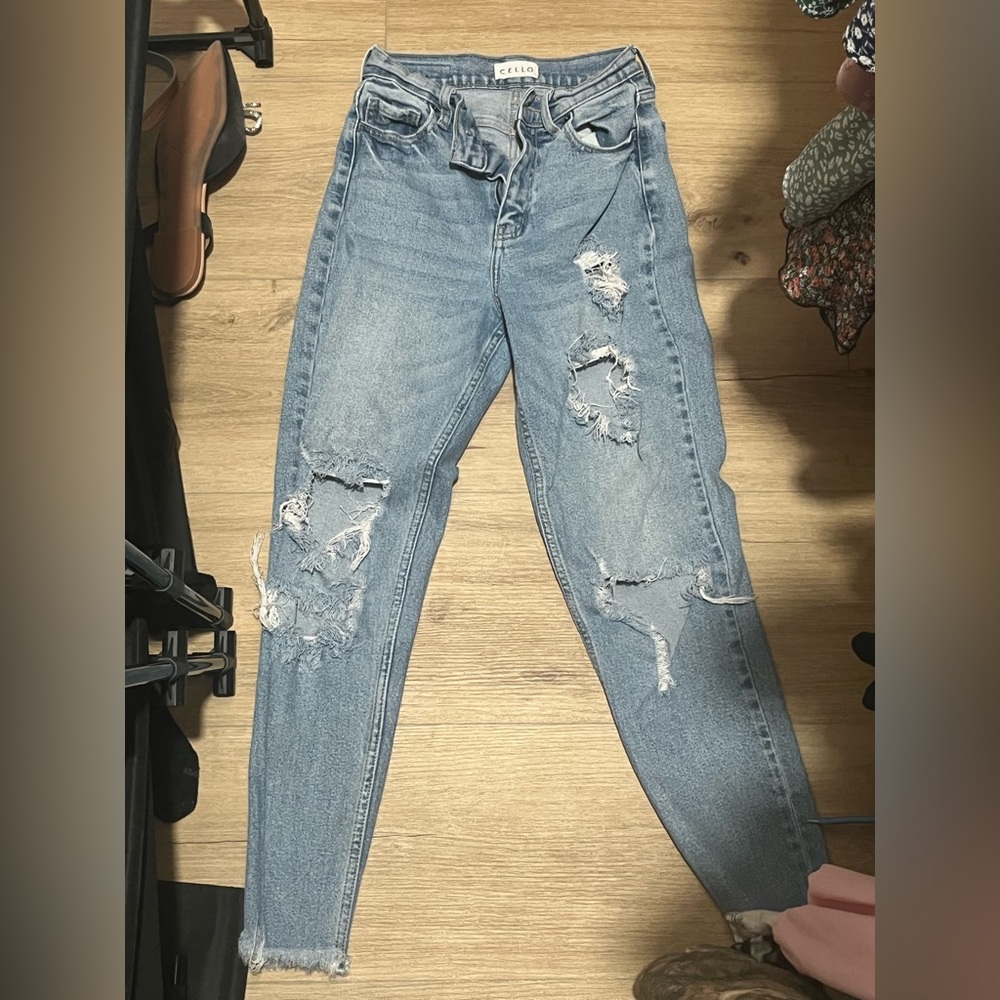 CELLO ripped jeans